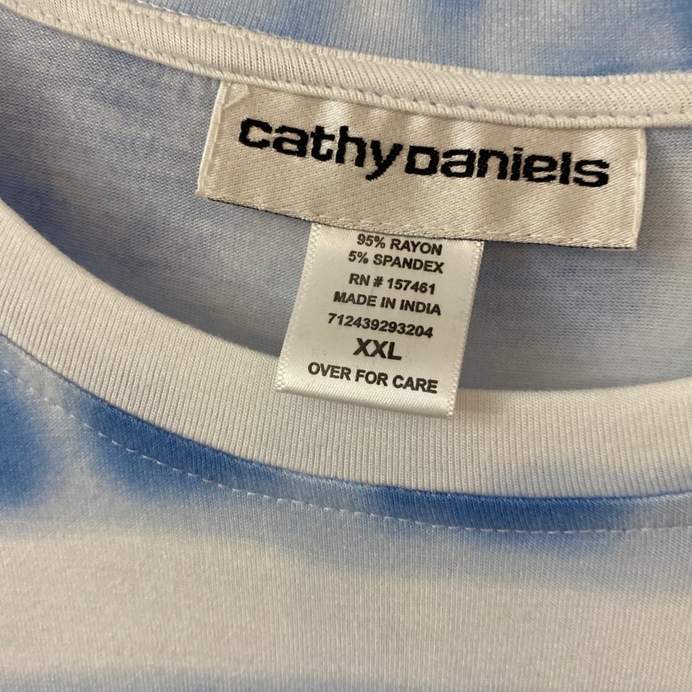 Top - Picture 4 of 4